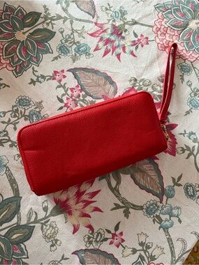 Red Women's Zip-Around Wristlet Wallet